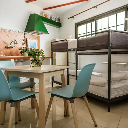 カーサナーガ Almáciga