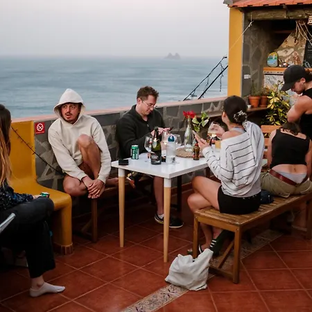 カーサナーガ ゲストハウス *